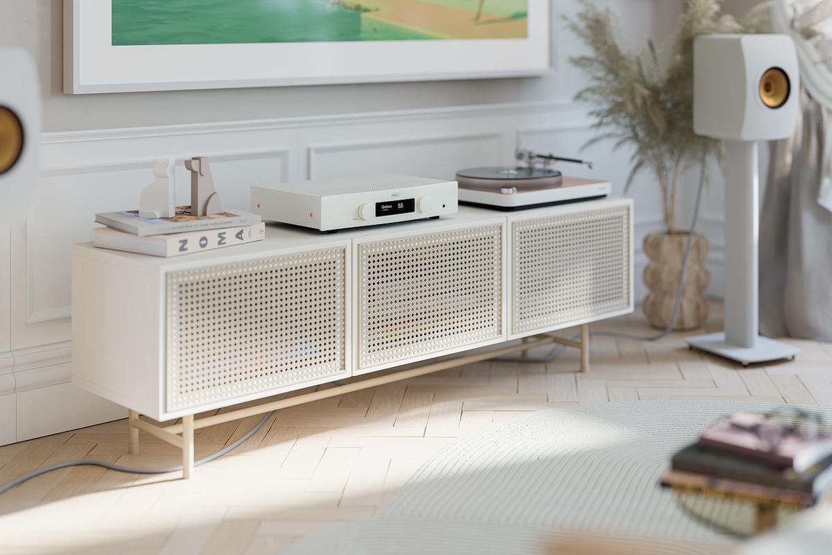 Hegel H-150 integrated amplifier in a listening room